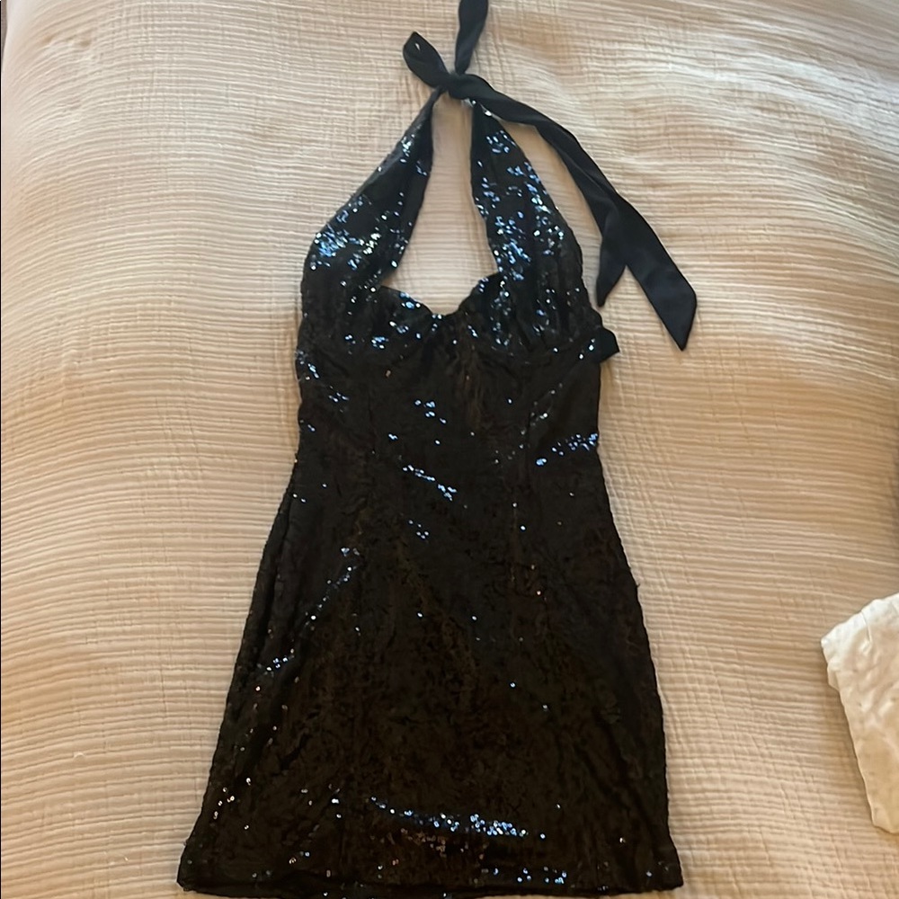 Lucy in the Sky Elegant Black Sequin Halter Dress